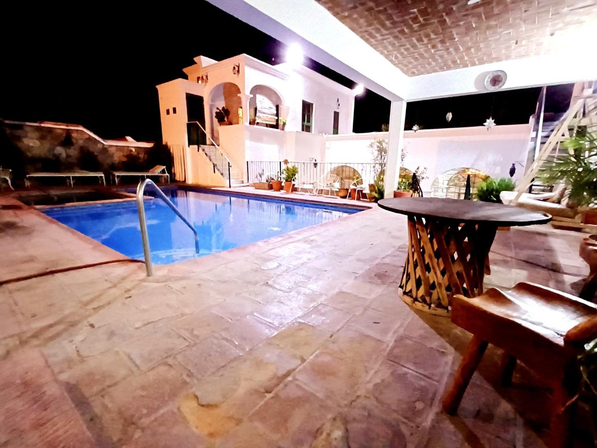 Casa Serena Vista Álamos Exterior foto