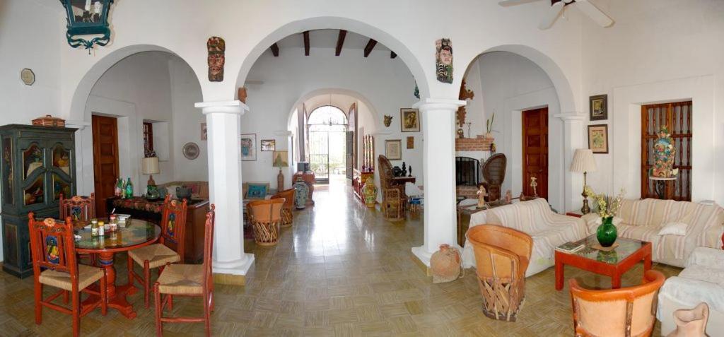 Casa Serena Vista Álamos Exterior foto