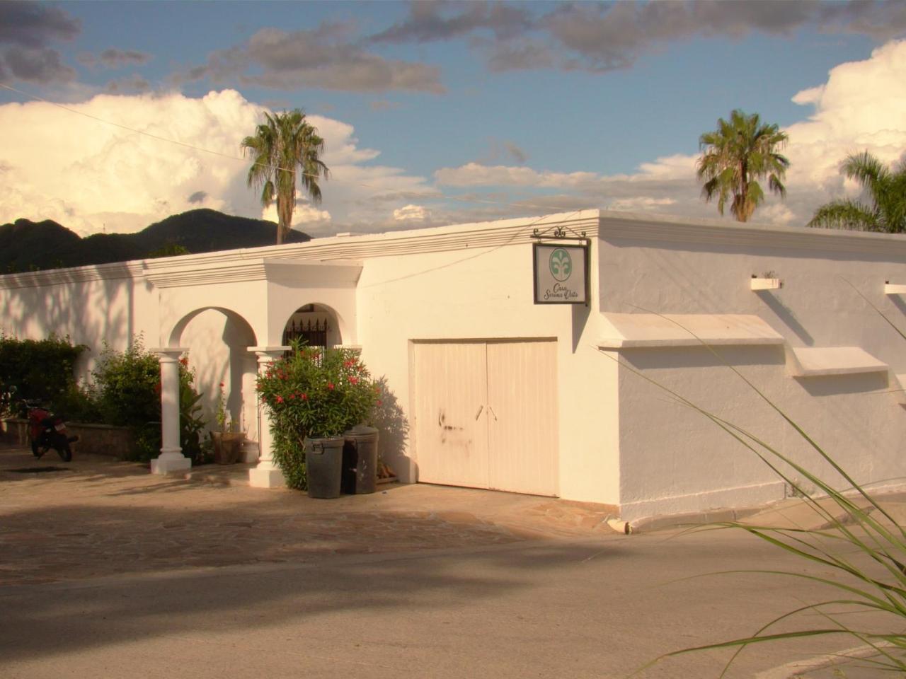 Casa Serena Vista Álamos Exterior foto